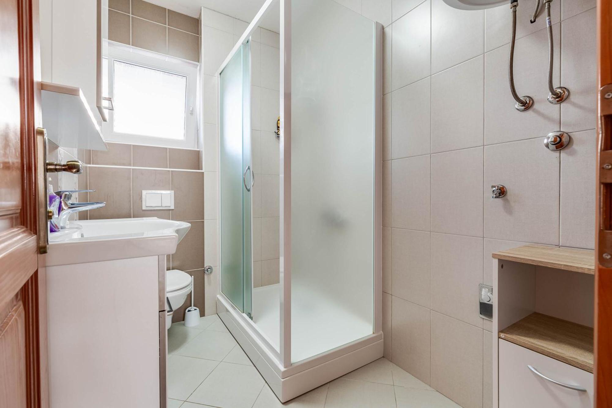 Apartmani Pocrnic Pakoštane Exterior foto